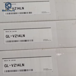 Grille de sécurité légère et robuste KEYENCE GL-VZ14LN, série GL-V, protection corporelle, type 14 axes NPN GL VZ14LN - Product Image 1
