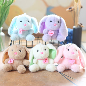 Boneka mewah kelinci duduk kecil, gantungan kunci kelinci lembut dengan liontin Tag Hati cinta untuk Hari Valentine dan Natal - Product Image 1