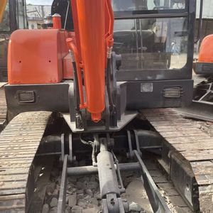 Nouveau prix pour la pelle hydraulique sur chenilles DoosanDH55 d'occasion en bon état adaptée au creusement de la construction/de l'agriculture - Product Image 5