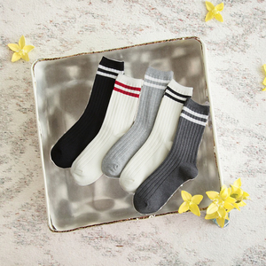 Chaussettes décontractées et sportives pour hommes, personnalisées, de haute qualité, tendance, douces, respirantes, rayées, absorbant la transpiration, pour l'automne - Product Image 3