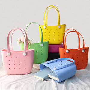 Bolso de Playa de Media Luna de EVA, Ligero, Versátil y Moderno, con Dos Correas, Impermeable, 3L+, Correa Extraíble, Accesorios DIY para Vacaciones - Product Image 1