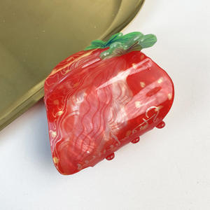 Al por mayor, nuevas pinzas coreanas para el cabello, accesorios bonitos de acrílico con forma de vegetales y frutas (fresa, limón), pinzas de garra para el cabello para mujer, estilo dulce. - Product Image 5