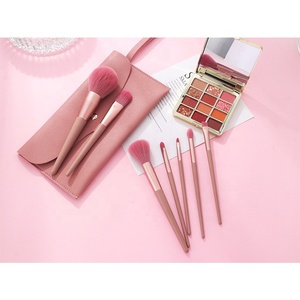 <span class=keywords><strong>Precio</strong></span> barato de alta calidad 7 piezas Juego de <span class=keywords><strong>brochas</strong></span> de maquillaje Rosa Cosméticos sintéticos de primera calidad <span class=keywords><strong>Brochas</strong></span> de maquillaje con bolsa - Product Image 3