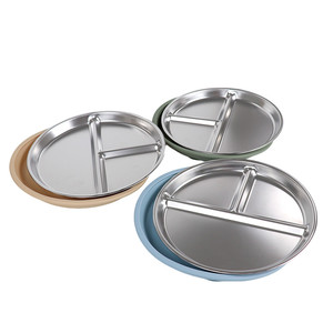 Assiettes à ventouse personnalisées <span class=keywords><strong>en</strong></span> acier inoxydable pour bébé, assiettes divisées de 9 pouces pour tout-petits avec manchons <span class=keywords><strong>en</strong></span> <span class=keywords><strong>silicone</strong></span> amovibles pour enfants - Product Image 1