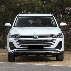 2025 nouvelle arrivée haute vitesse <span class=keywords><strong>Bestune</strong></span> <span class=keywords><strong>T77</strong></span> 1.5t 2wd 5 sièges voiture de sport à essence grand SUV de Chine à vendre - Product Image 2
