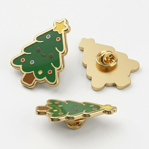 Épinglette de Noël en émail souple multicolore en forme d'arbre de Noël, vente en gros directe du fabricant pour des cadeaux à grande échelle - Product Image 3