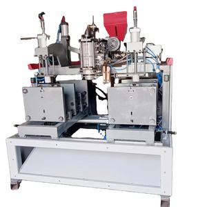 15 litre Plastik Şişe Üfleme Makinesi 6 litre 2 Şişe Üfleme Makinesi Yağ Şişesi Enerji Tasarruflu Şişe Üfleme Makinesi - Product Image 2