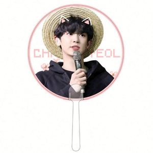 Éventail en plastique transparent durable avec impression personnalisée de slogan et design étoile, avec photocard pour concert - Product Image 3