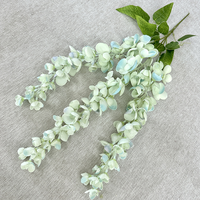 Vente en gros de lustre à 3 têtes en faux fleurs de glycine en soie fabricant de fleurs de glycine pour décoration de mariage mur de glycine