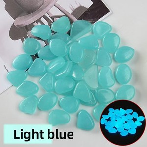Pietre Luminose ad Alta Luminosità che si Illuminano al Buio, Conchiglie e Stelle Marine Colorate per Decorazione Acquario - Product Image 3