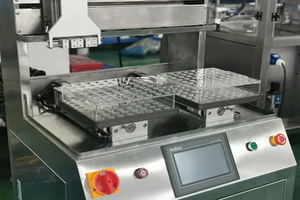 Flacons de table à petite dose flacons de tuyau Tube ampoule en plastique déodorant injection de parfum équipement de remplissage de liquide chimique - Product Image 5