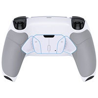 Kit de remap RISE4 remappable à poignée caoutchoutée blanche pour PS5 avec carte de mise à niveau et coque arrière et bouton arrière pour contrôleur PS5