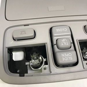 Para <span class=keywords><strong>Hyundai</strong></span> <span class=keywords><strong>Tucson</strong></span> 2005-2009 OEM 928202E000QS luz de lectura lámpara de techo - Product Image 4