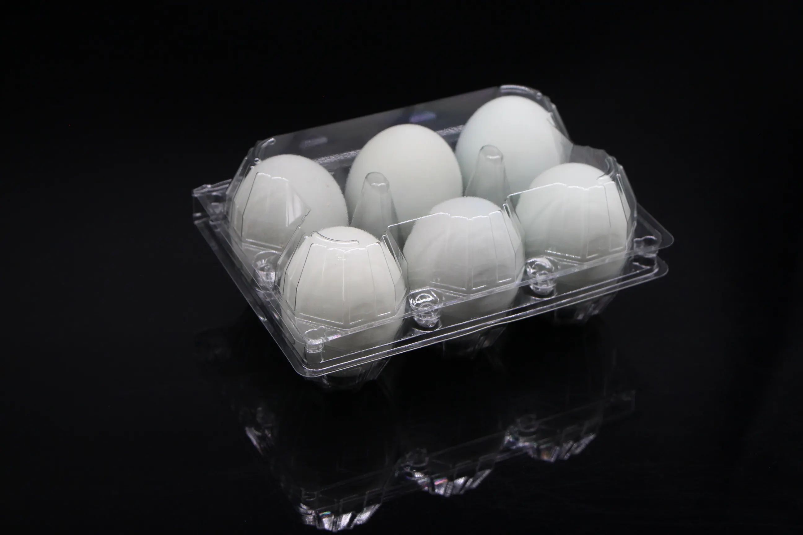 Tek kullanımlık plastik yumurta tepsisi termoform yapma makinesi