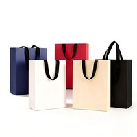 Sacs en papier de luxe personnalisés avec votre logo pour emballage cadeau et sacs fourre-tout – Prix direct usine