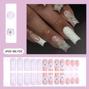 Faux ongles blancs français classiques, motif fleur à cinq pétales en relief 3D, haut de gamme, amovibles, pour manucure DIY - Product Image 2