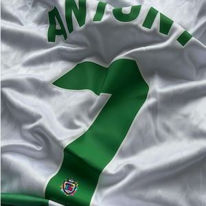 Camiseta de Fútbol Personalizada 2026 para Hombre, Nueva Camiseta de Fútbol de España con Logotipo Inspirada en el Estilo del Real Madrid - Product Image 1