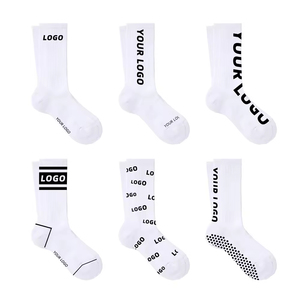 Calcetines deportivos para hombre, calcetines deportivos con logo en el puño, calcetines deportivos con logo en la parte inferior, calcetines deportivos de diseño personalizado, calcetines de fútbol. - Product Image 4