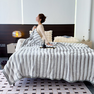 Lujo nueva piel de conejo suave cálido pesado felpa <span class=keywords><strong>invierno</strong></span> edredón grueso sofá cubierta manta para cama individual o doble uso doméstico barato - Product Image 6