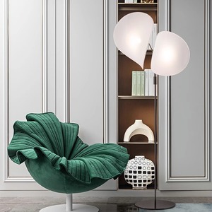 Lampe sur pied artistique et créative pour salon, chambre à coucher, bureau, hôtel, à placer près du canapé, autres usages décoratifs - Product Image 5