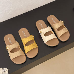 Mules <span class=keywords><strong>style</strong></span> <span class=keywords><strong>Birkenstock</strong></span> pour femmes, nouvelles <span class=keywords><strong>sandales</strong></span> romaines 2025, mules d'été à bout ouvert et semelle épaisse avec boucle métallique - Product Image 4