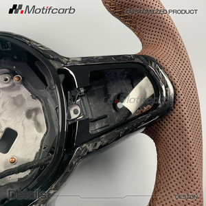 พวงมาลัยคาร์บอนไฟเบอร์ฟอร์จแบบกำหนดเองสำหรับ BMW M240i M340i M440i X3M X4M X5M X6 X7 G20 G21 G29 G30 G80 G82 พร้อมด้ามจับสีน้ำตาล - Product Image 4
