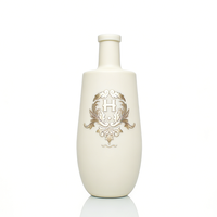 Bouteille de liqueur personnalisée en céramique avec décalcomanie 700 ml 500 ml, bouteille d'huile d'olive blanche et or pour bar