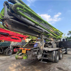 Pompes à béton montées sur camion Zoomlion 37 47m d'occasion, bon prix, à vendre - Product Image 4