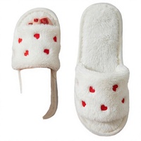 Chaussons d'intérieur pour femmes, mignons, en peluche, en forme de cœur, à bout ouvert, brodés, douillets, chauds et confortables