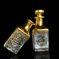 Flacon de parfum carré vide en verre de 150 ml, en promotion, avec gravure de logo personnalisé, pour présentation en magasin