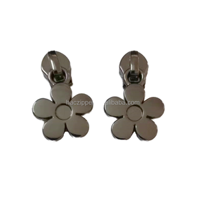 H1050 Zinc Alloy Flower <b>Pulls</b> for #5 Nylon Coil Zipper Durable & Stylish Non-lock Slider - Product Image 1