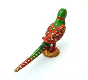 Estatua de Pájaro Loro de Metal con Trabajo Meenakari, Pájaro Loro Verde de Metal, Pájaro de Metal con Esmalte Meenakari, Pájaros Meenakari - Product Image 4