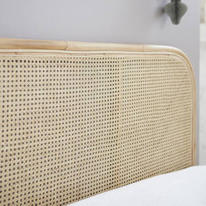 Cabecera de Ratán Hecha a Mano en Vietnam - Product Image 2