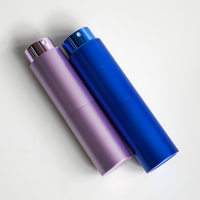Atomiseur de parfum rechargeable en aluminium violet-bleu de 10 ml, surface givrée, à mécanisme rotatif, vente en gros directe usine, écologique, pour emballage