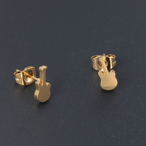 Pendientes de guitarra con baño de oro de 24 quilates, joyería de moda de acero de titanio para mujer CF108 - Product Image 2