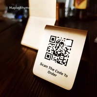 Letrero de Mesa Personalizado con Código QR en Latón, Placa de Número de Mesa Metálica en Forma de V para Restaurantes de Alta Gama y Pedidos