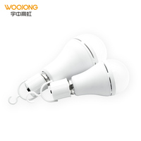Ampoule LED d'urgence WOOJONG A60 E27 6W en plastique certifiée RoHS pour escaliers intérieurs, best-seller
