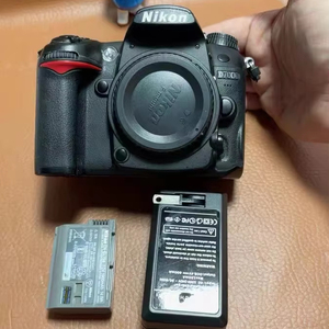<span class=keywords><strong>D7000</strong></span> Ni Kon Cámara al por mayor Original de segunda mano cámara digital usada con batería y cargador de batería - Product Image 1