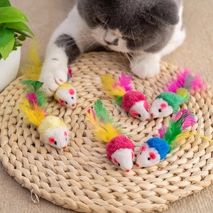 Ratón de peluche colorido con adorno de plumas-Accesorio para masticar gatitos con hierba gatera - Product Image 5