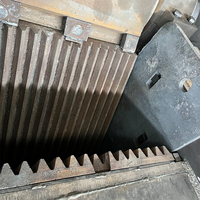 Concasseur à mâchoires mobile diesel PE 300*500 pour gravier fin et mini-oreilles d'or, avec convoyeur, moteur haute efficacité, roulement, capacité max. 40 t/h, portable