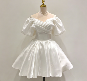 S1807Y 2026 Abito da Sposa Corto Elegante e Leggero in Raso, Minimalista, di Nicchia, Sexy, con Spalle Scoperte e Vita Alta, alla Moda e Lussuoso - Product Image 1