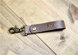 Porte-clés personnalisé en cuir véritable Horween Wickett & Craig, porte-clés en alliage de zinc écologique, durable, forme ronde - Product Image 5