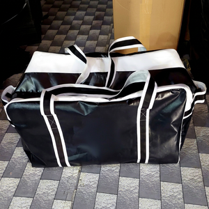 Bolsa de Lona de Poliéster Negra y Blanca de Gran Capacidad con Cierre de Cremallera, para Viajes, Deportes y Almacenamiento, con Asas Ajustables - Product Image 1