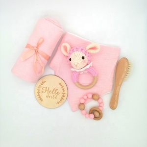 Hochet <span class=keywords><strong>de</strong></span> naissance sensoriel pour bébé <span class=keywords><strong>licorne</strong></span> personnalisé, animal doux et mignon, fait à la main, crochet, <span class=keywords><strong>anneau</strong></span> <span class=keywords><strong>de</strong></span> <span class=keywords><strong>dentition</strong></span>, jouets pour bébé - Product Image 3