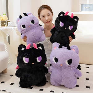 Peluche chaton démon mignon, peluche courte et moelleuse anti-chute, jouet en peluche personnalisé, décoration de canapé, cadeau d'Halloween, vente en gros - Product Image 6