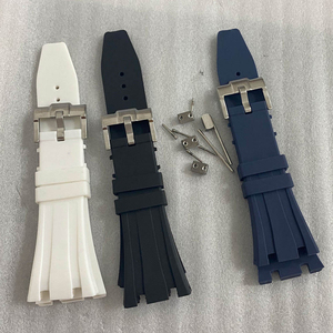 สายนาฬิกายางนิ่มระบายอากาศได้ดี ปลายโค้ง ผลิตตามแบบ OEM ขนาด 26 มม. สีขาว สายซิลิโคนสำหรับผู้ชาย ทนทาน เหมาะสำหรับนาฬิกาสปอร์ต - Product Image 2