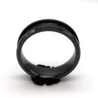 Gostar Wholesale Classic 4mm-8mm Coeur de bague de mariage vierge en céramique noire et blanche pour incrustation de bande de fiançailles
