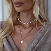 Perle d'eau douce lettre initiale pendentif breloque chaîne en couches collier en acier inoxydable or 18 carats bijoux de mode pour femmes hommes