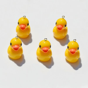 Colgante de resina de pato amarillo, dije de plástico epoxi, accesorio de regalo de dibujos animados para coche, bolso, teléfono, llavero, joyería, manualidades DIY, modelo 3D - Product Image 2