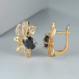 Elegant Flower Petal <b>Ear</b> <b>Cuff</b> <b>Earrings</b> For Women Floral Hoop <b>Earrings</b> Daily Wear Fashion Jewelry Wholesale - Product Image 2